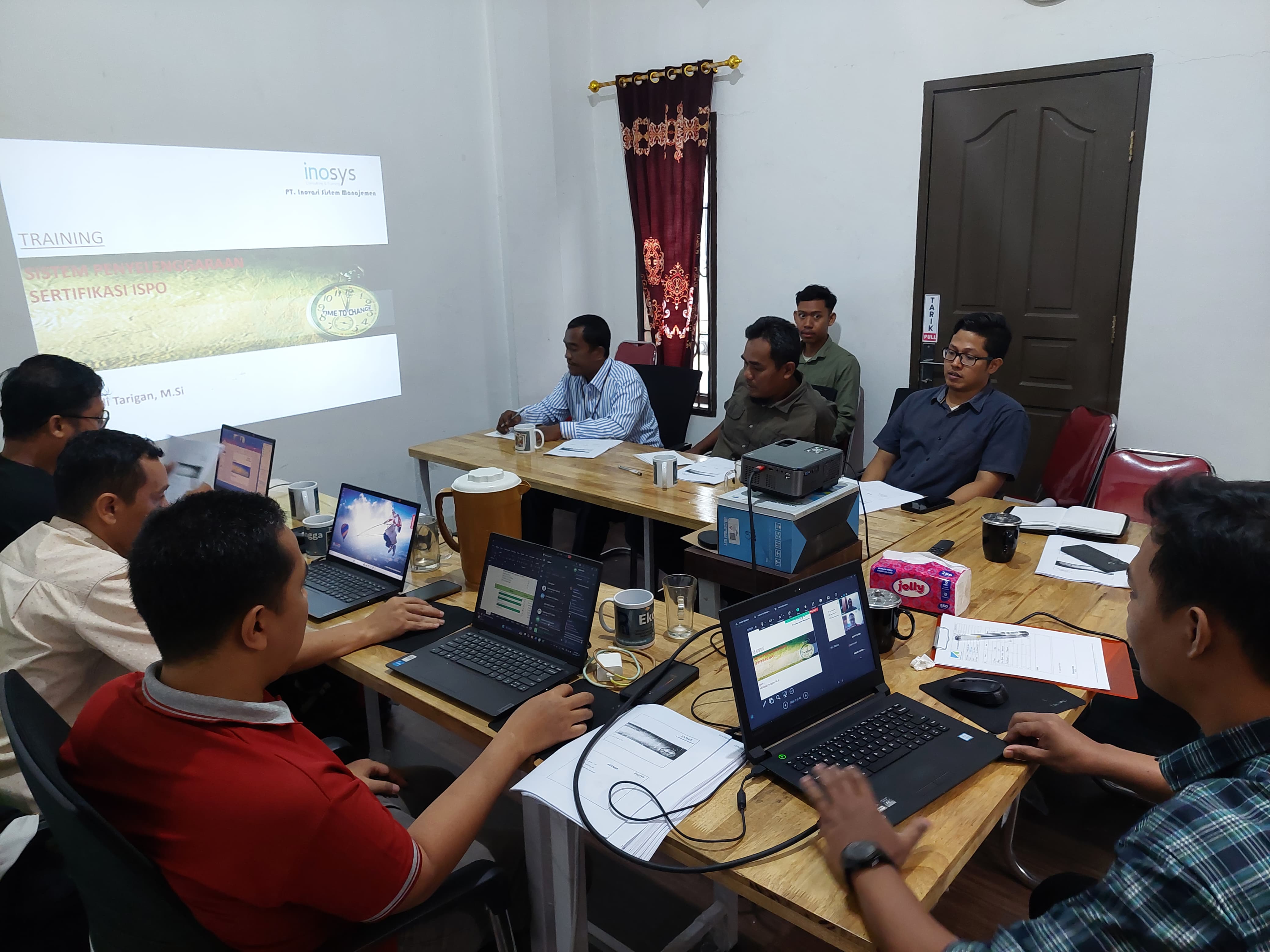 PELATIHAN ISO